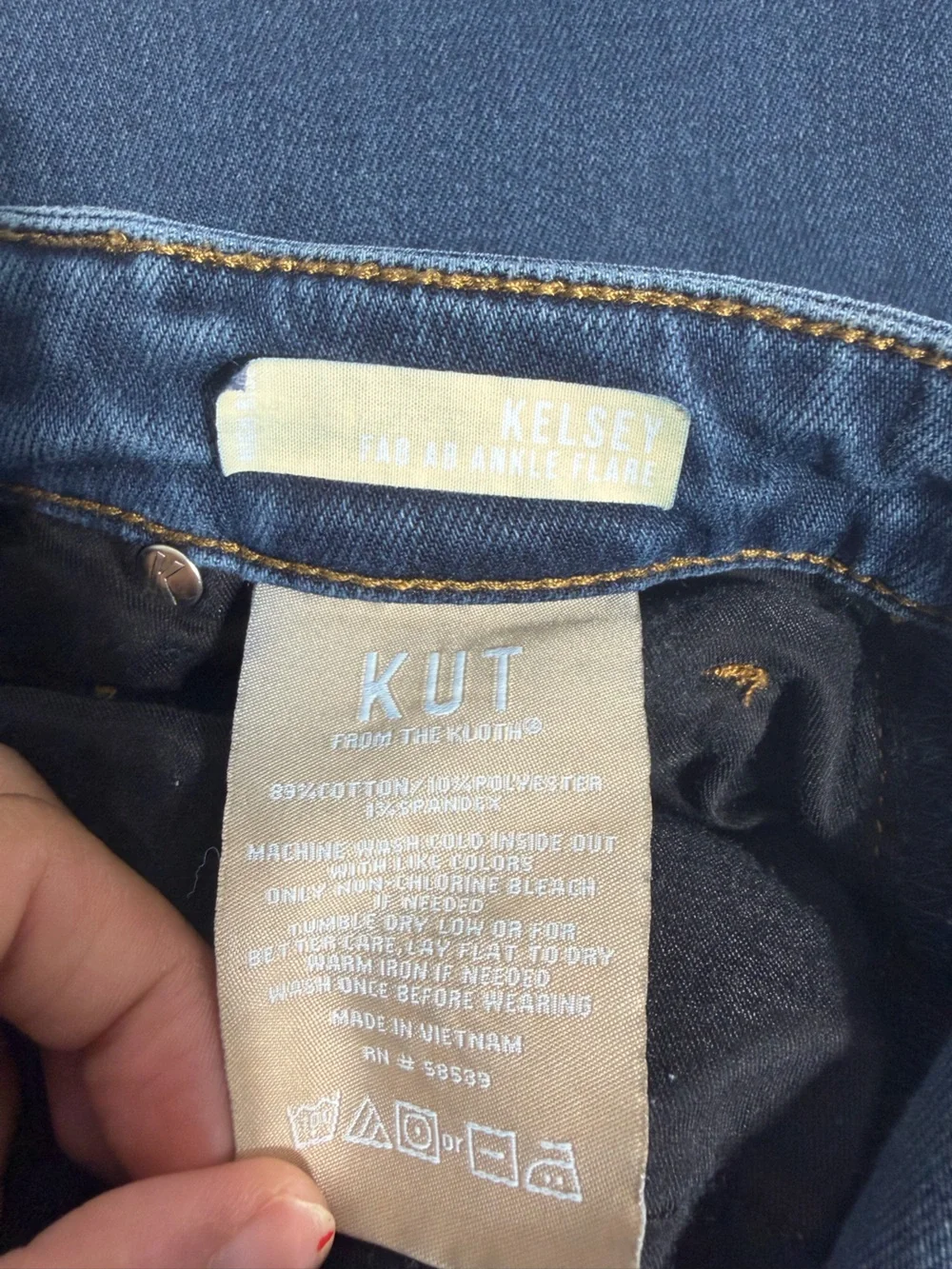 KUT from the Kloth Kelsey Fab Ab Ankle Flare Jeans - Size 10